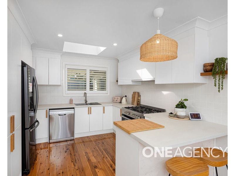 31 GENEVA CRESCENT, Lake Albert NSW 2650