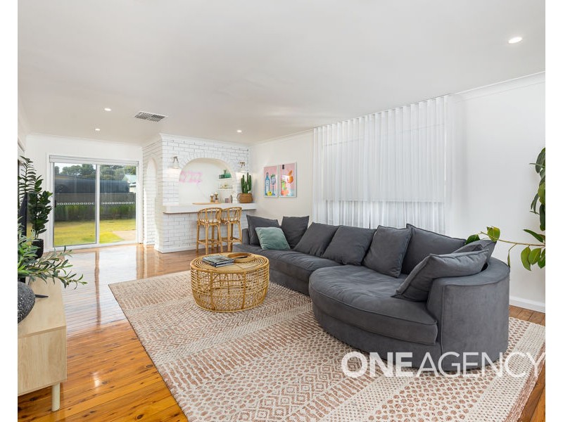 31 GENEVA CRESCENT, Lake Albert NSW 2650