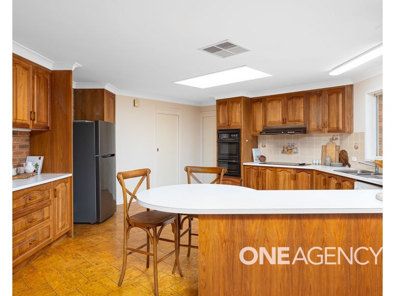 62 GREGADOO ROAD, Lake Albert NSW 2650