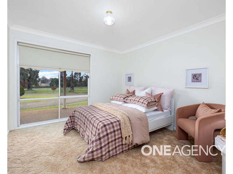 62 GREGADOO ROAD, Lake Albert NSW 2650