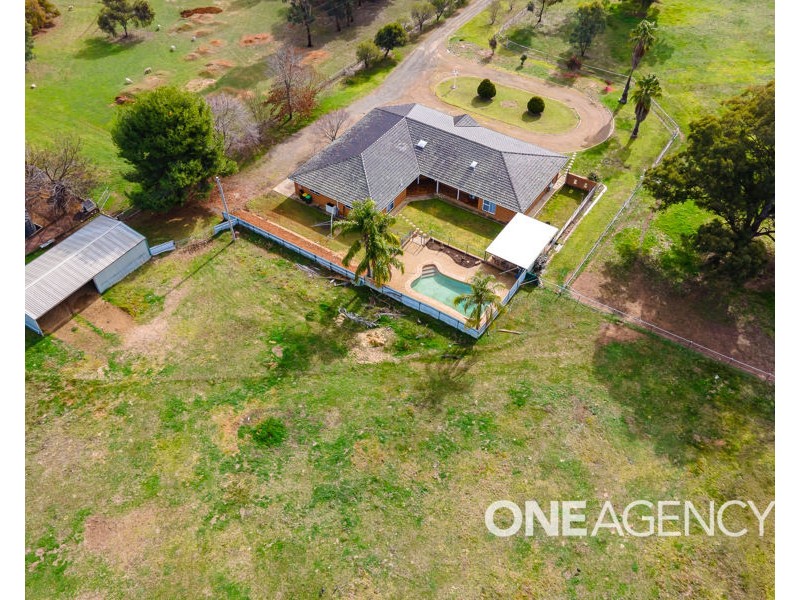 62 GREGADOO ROAD, Lake Albert NSW 2650