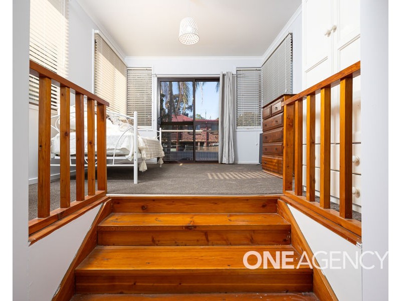 18 WHITE AVENUE, Kooringal NSW 2650