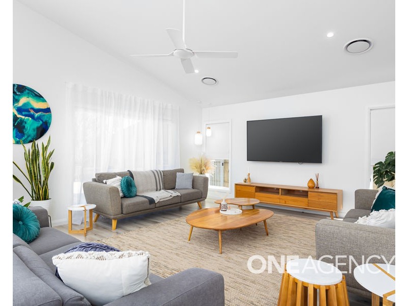 18 AH-KET AVENUE, Lloyd NSW 2650