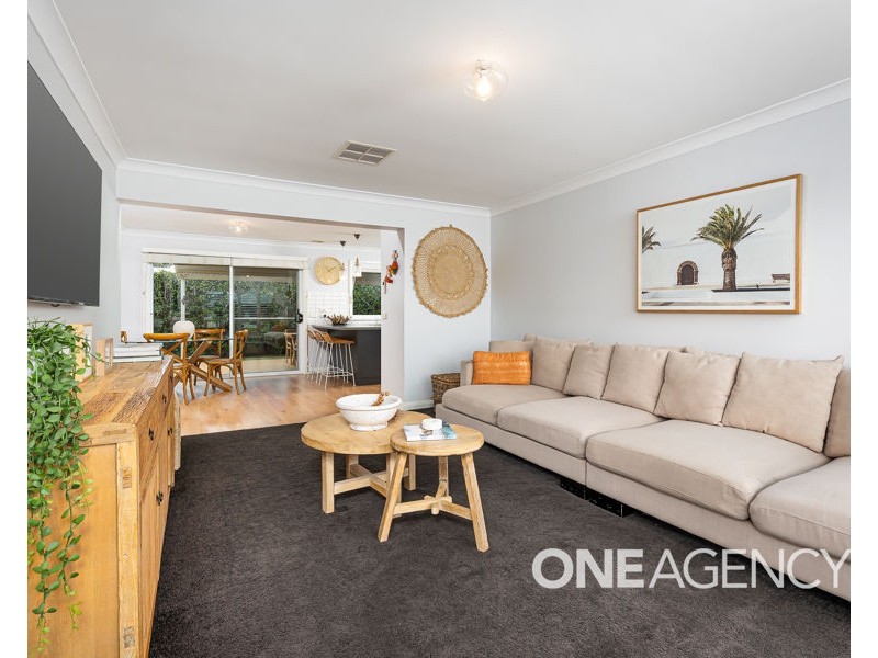 14 COOTAMUNDRA BOULEVARDE, Gobbagombalin NSW 2650