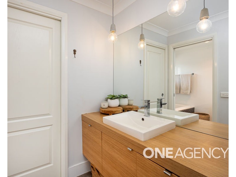 14 COOTAMUNDRA BOULEVARDE, Gobbagombalin NSW 2650