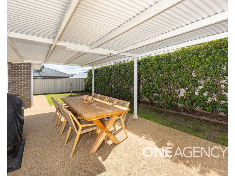 14 COOTAMUNDRA BOULEVARDE, Gobbagombalin NSW 2650