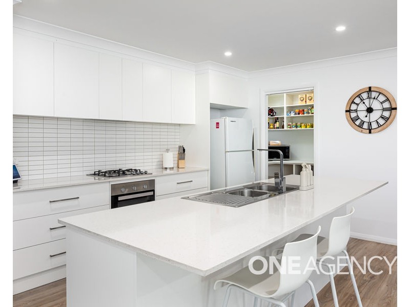 2 WIVEON STREET, Gobbagombalin NSW 2650