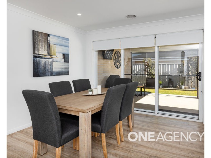 2 WIVEON STREET, Gobbagombalin NSW 2650
