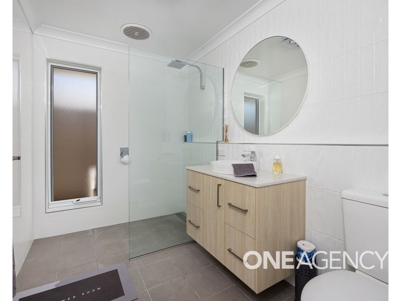 2 WIVEON STREET, Gobbagombalin NSW 2650