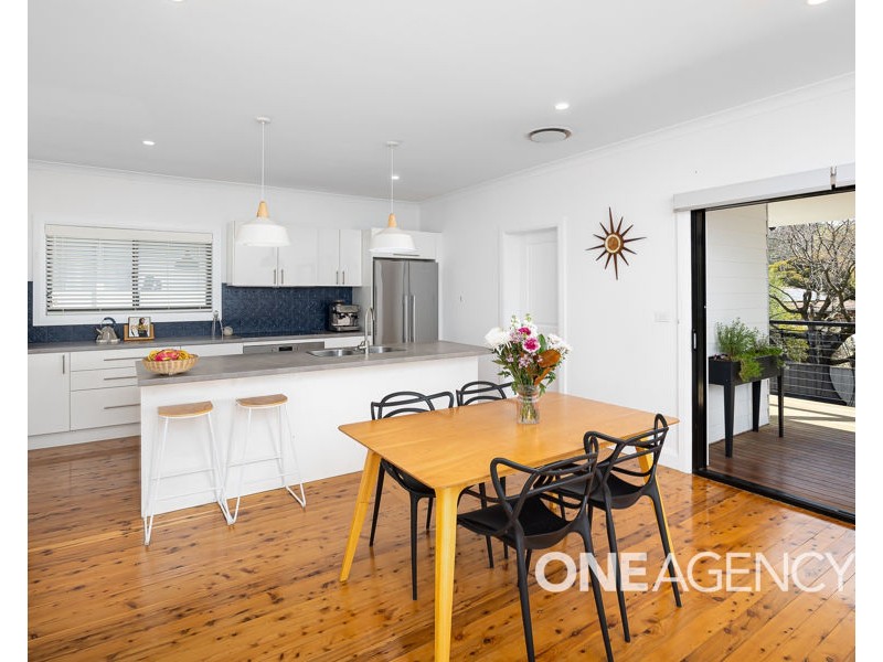 15 BANKS AVENUE, Kooringal NSW 2650