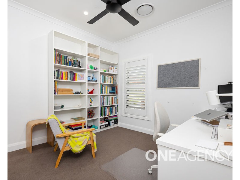 15 BANKS AVENUE, Kooringal NSW 2650