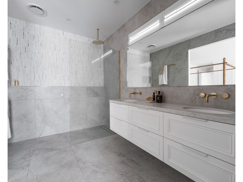 34 SIRIUS WAY, Gumly Gumly NSW 2652