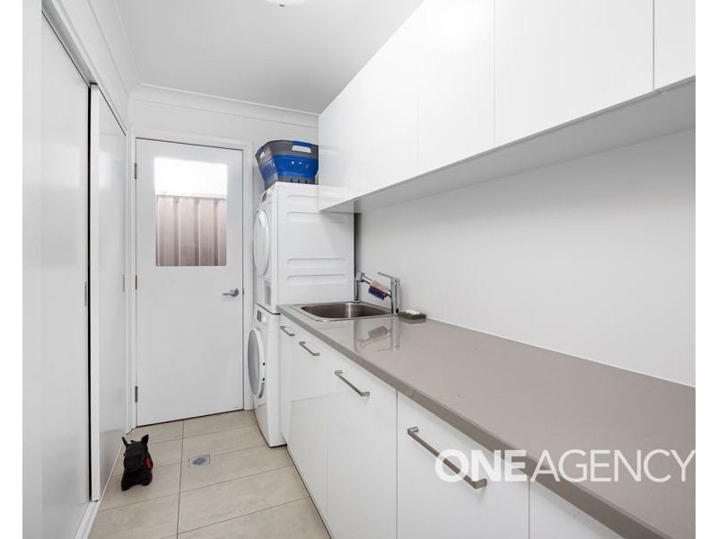 32 DARCY DRIVE, Boorooma NSW 2650