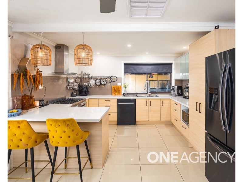 2 JAMIE PLACE, Tolland NSW 2650