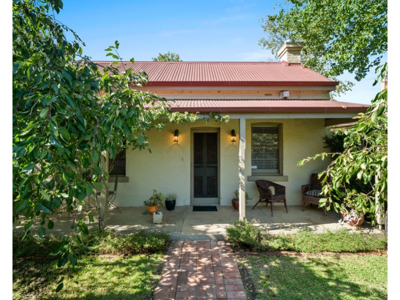 22 FREER STREET, Wagga Wagga NSW 2650