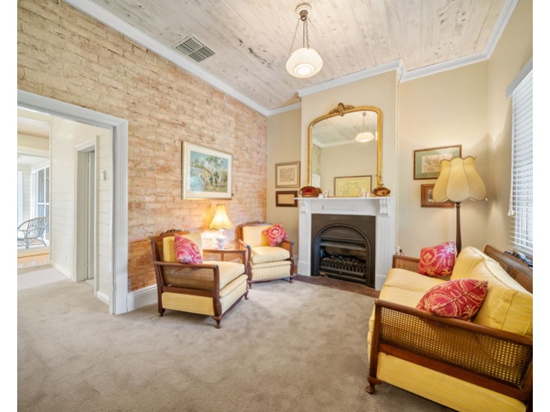 22 FREER STREET, Wagga Wagga NSW 2650