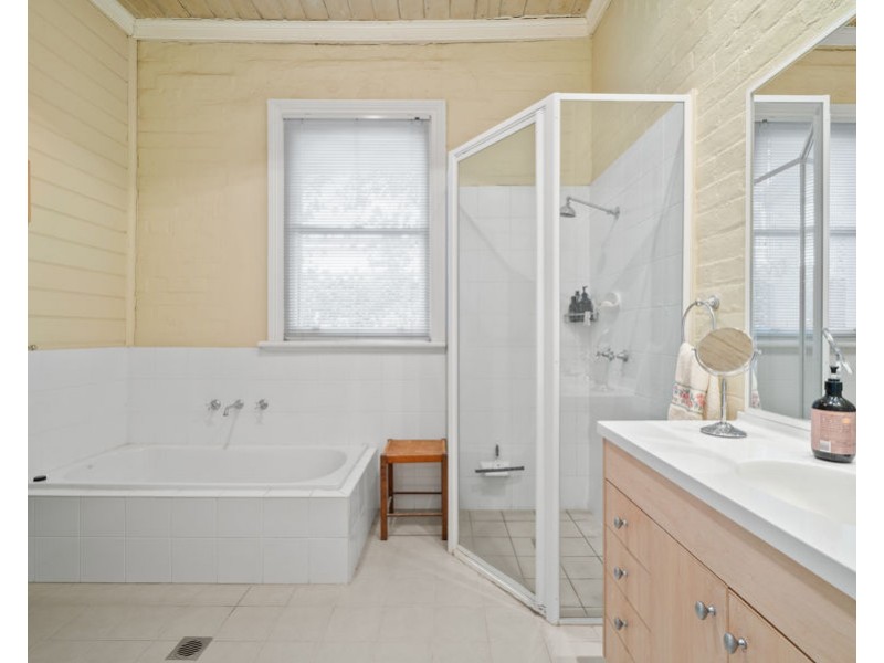 22 FREER STREET, Wagga Wagga NSW 2650