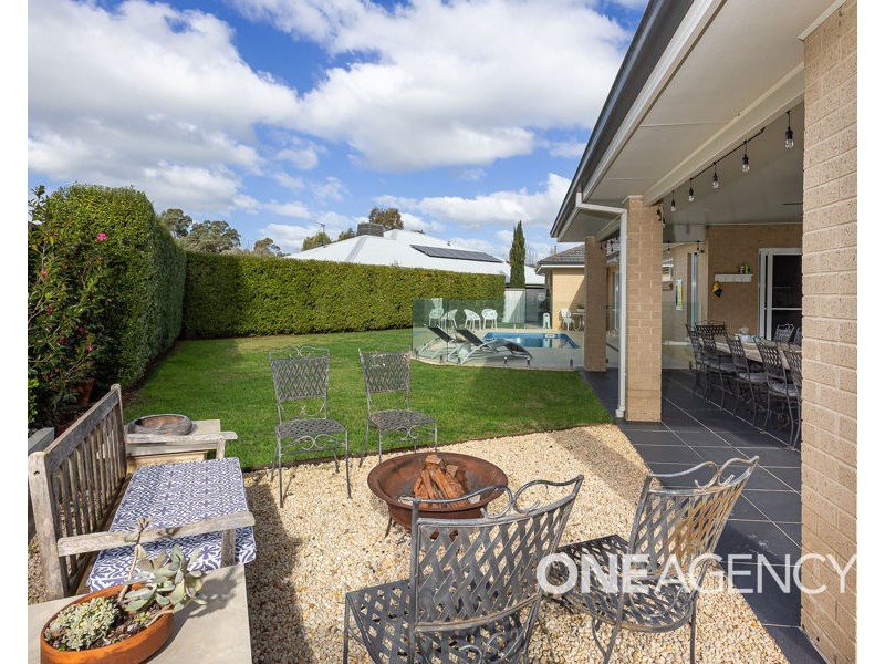 27 BARRINGTON STREET, Tatton NSW 2650