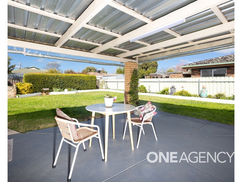 9 MAIN STREET, Lake Albert NSW 2650