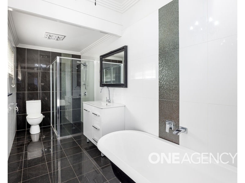 151 MACLEAY STREET, Mount Austin NSW 2650