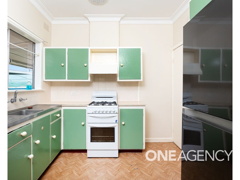 1 KILLARA AVENUE, Mount Austin NSW 2650