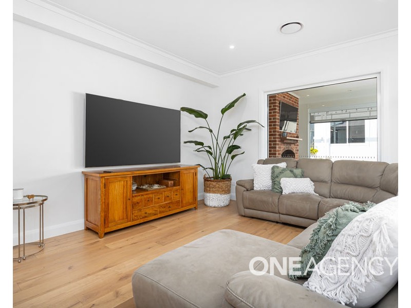 44 GARLAND STREET, Turvey Park NSW 2650