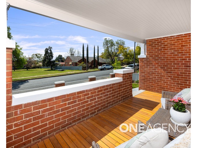 44 GARLAND STREET, Turvey Park NSW 2650