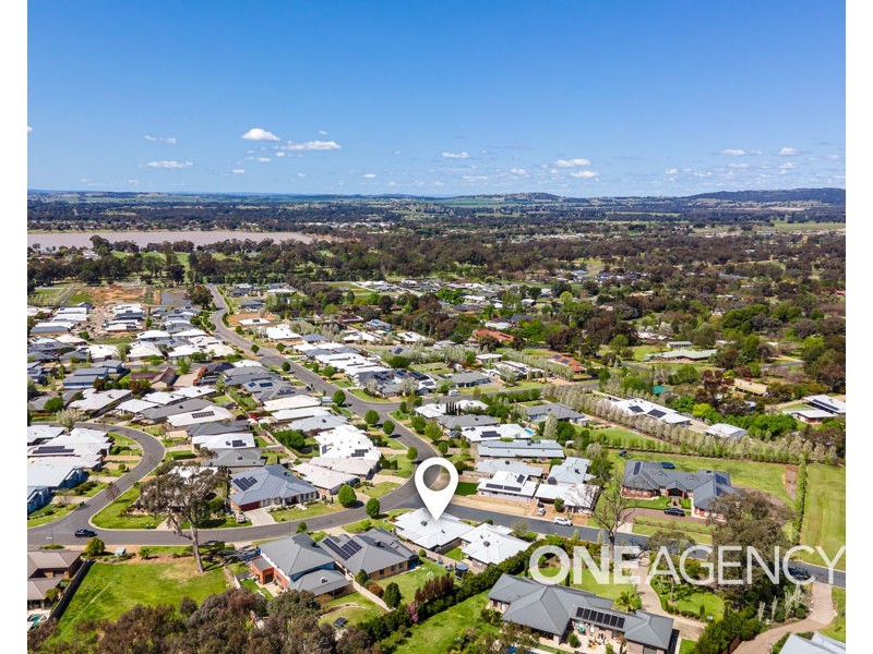 1/51 BRINDABELLA DRIVE, Tatton NSW 2650