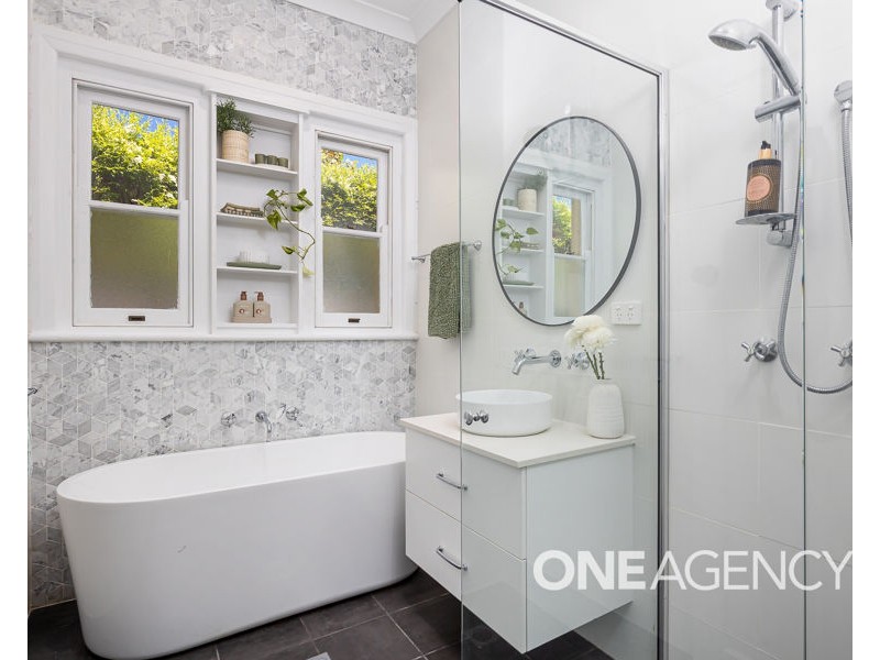 39 MITCHELMORE STREET, Turvey Park NSW 2650