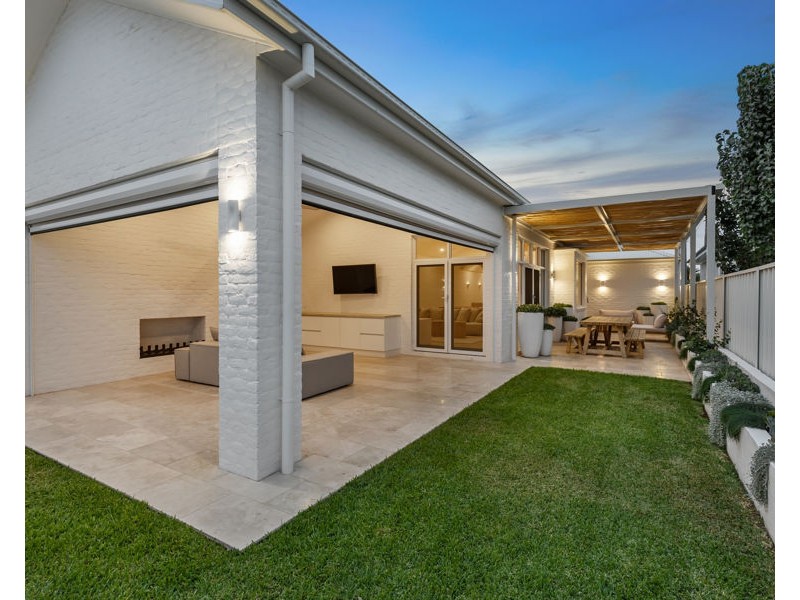 17 EVANS STREET, Wagga Wagga NSW 2650