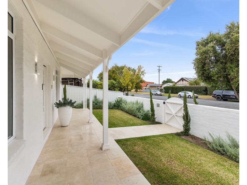 17 EVANS STREET, Wagga Wagga NSW 2650