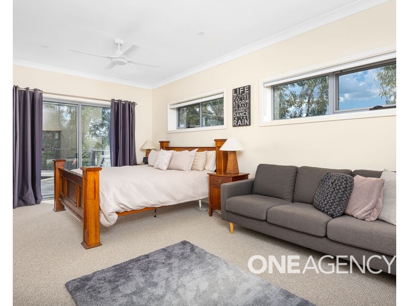 24 SCOTT STREET, Moorong NSW 2650
