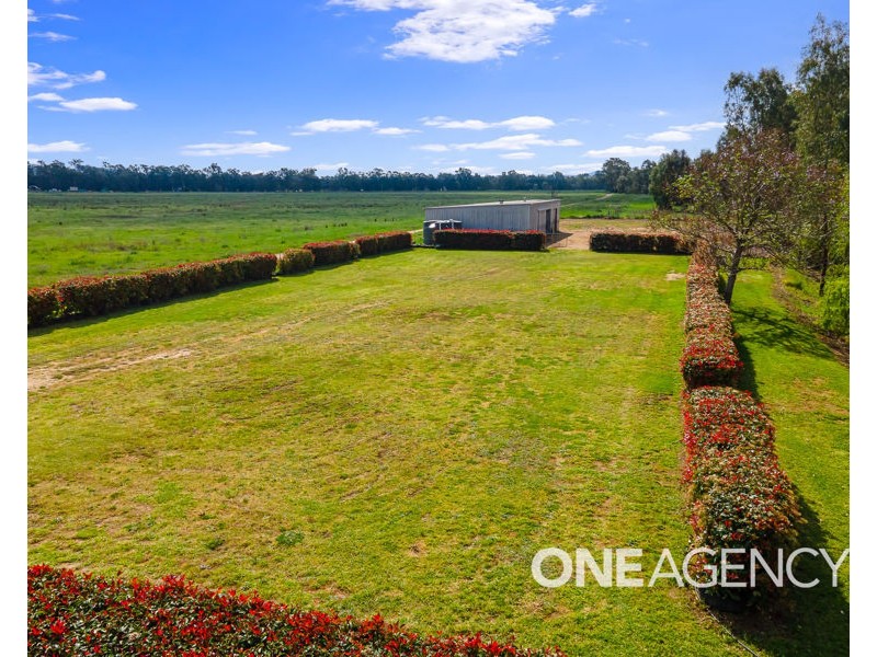 24 SCOTT STREET, Moorong NSW 2650