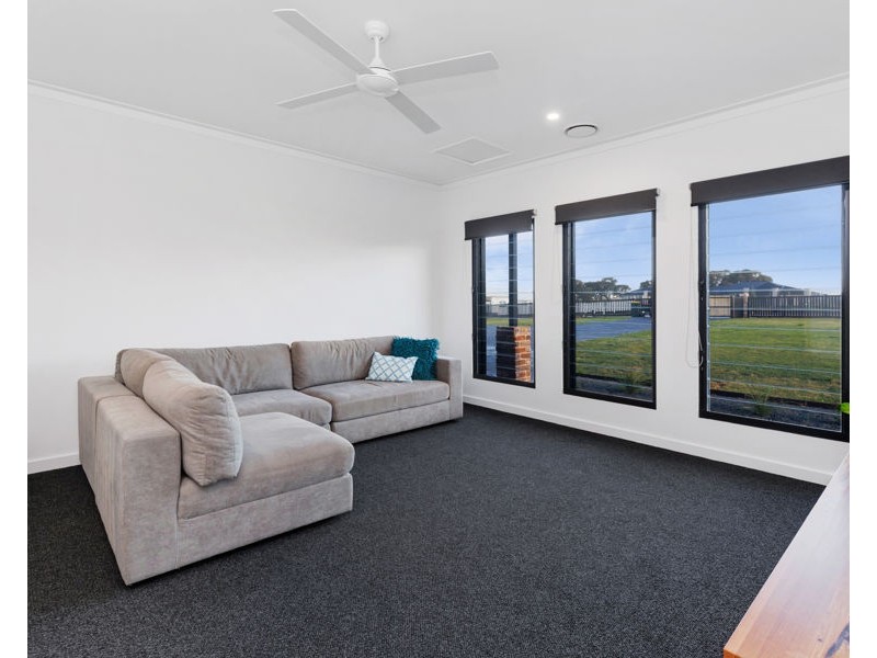 21 SIRIUS WAY, Gumly Gumly NSW 2652