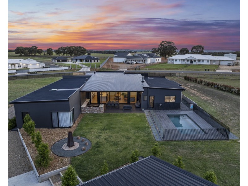 21 SIRIUS WAY, Gumly Gumly NSW 2652