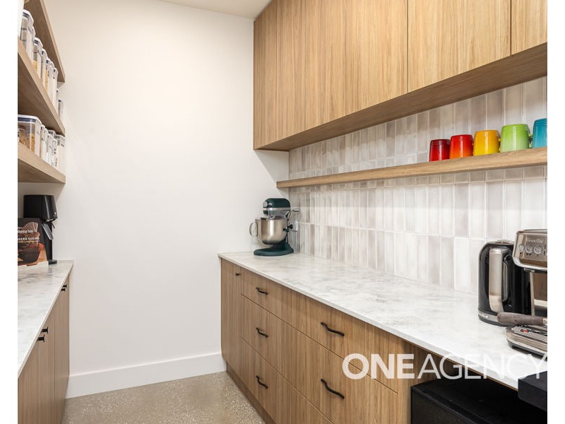 11 JUMBUCK DRIVE, Gobbagombalin NSW 2650