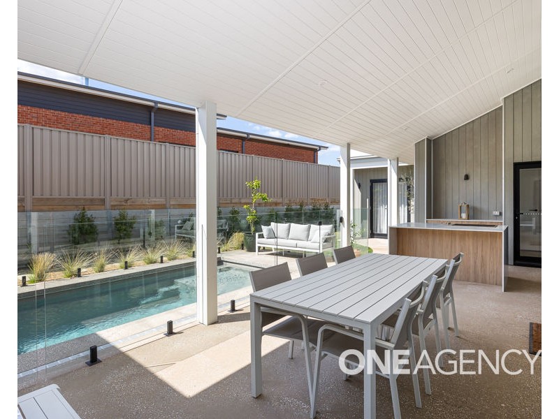 11 JUMBUCK DRIVE, Gobbagombalin NSW 2650