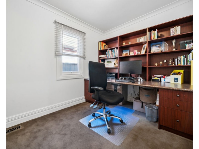52 SIMMONS STREET, Wagga Wagga NSW 2650