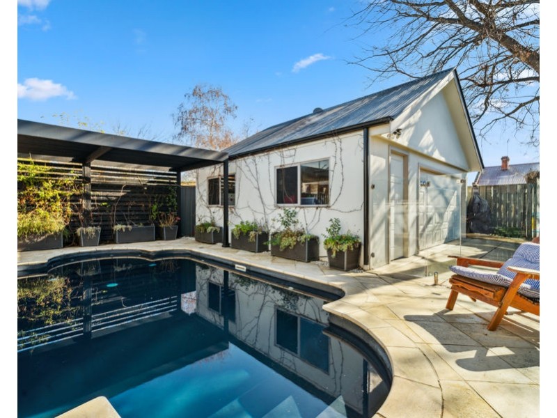 52 SIMMONS STREET, Wagga Wagga NSW 2650