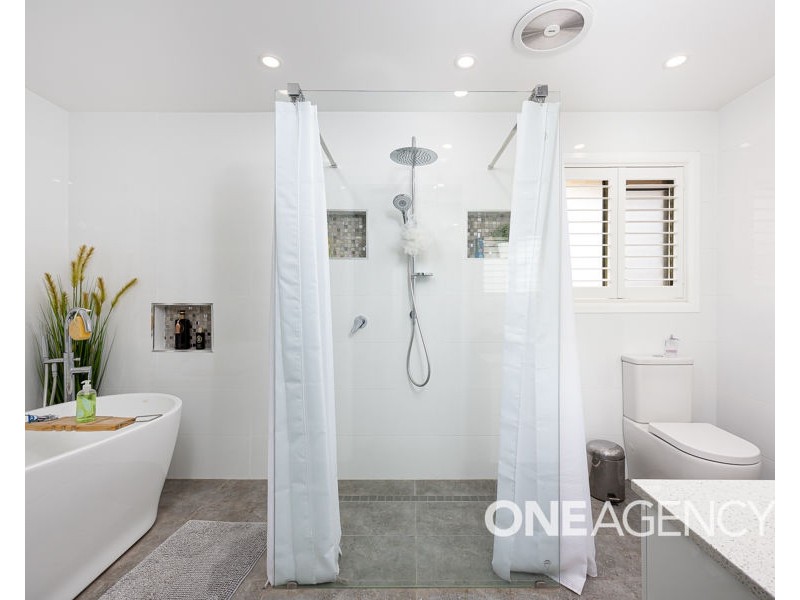 34 HENWOOD AVENUE, Kooringal NSW 2650
