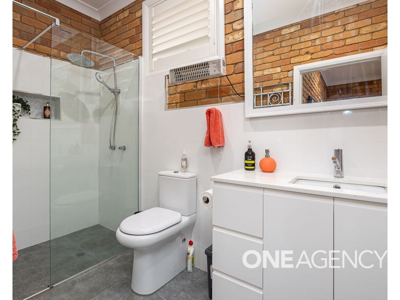34 HENWOOD AVENUE, Kooringal NSW 2650
