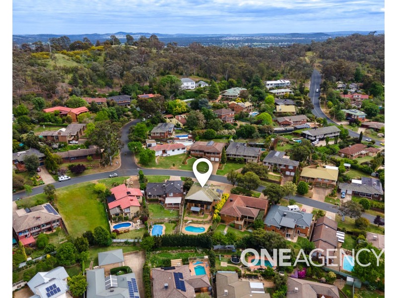 34 HENWOOD AVENUE, Kooringal NSW 2650