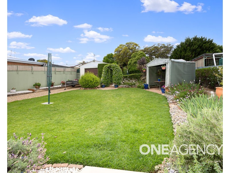 5 KOORA PLACE, Mount Austin NSW 2650