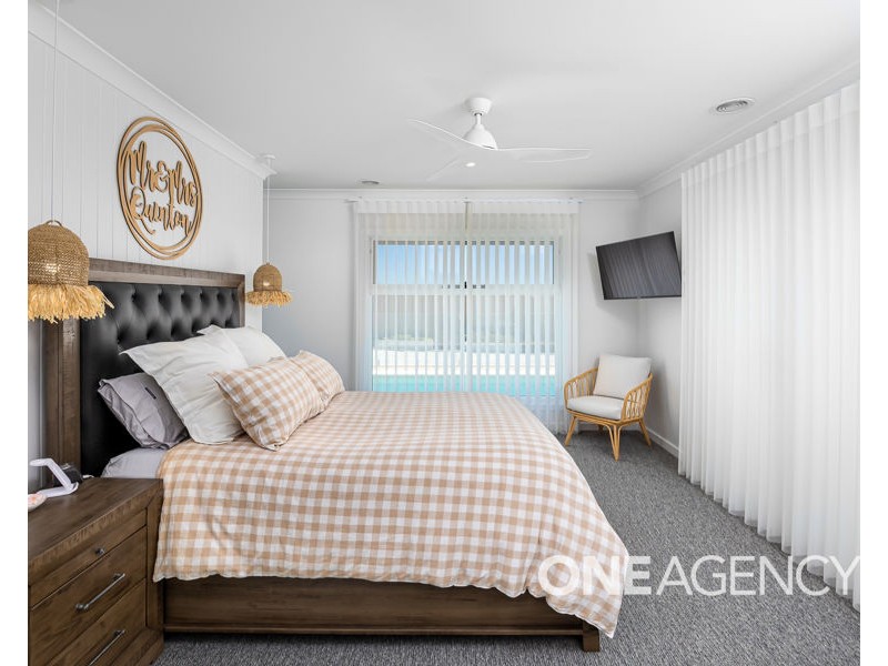 15 VALENCIA DRIVE, Gobbagombalin NSW 2650