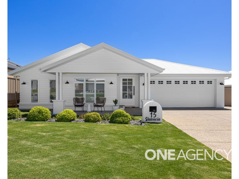 15 VALENCIA DRIVE, Gobbagombalin NSW 2650