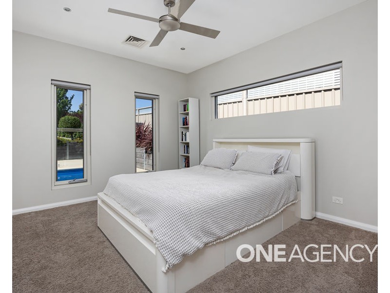 29 PLUNKETT DRIVE, Lake Albert NSW 2650