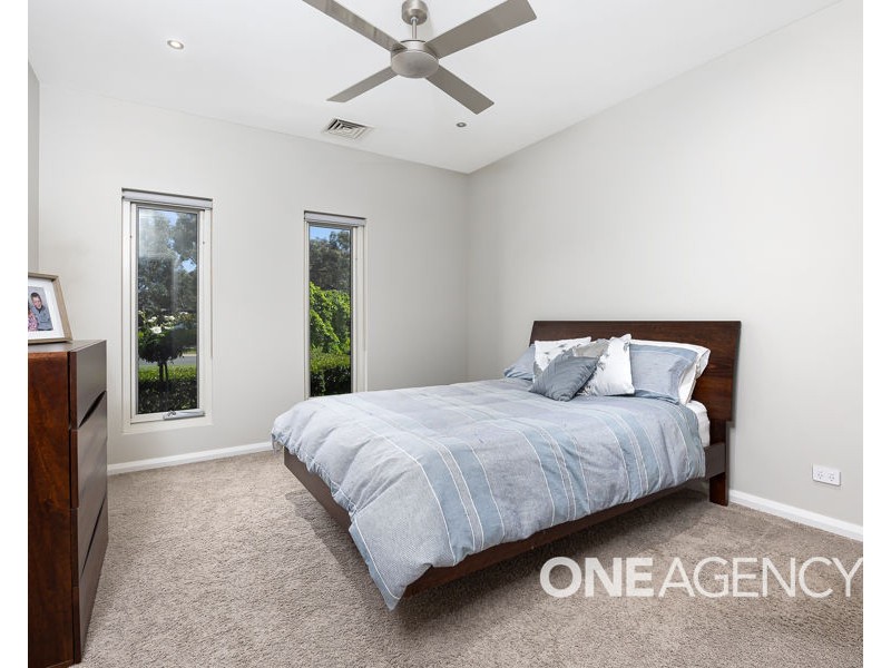 29 PLUNKETT DRIVE, Lake Albert NSW 2650