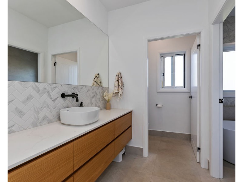 12 MOSES ROAD, Coolamon NSW 2701