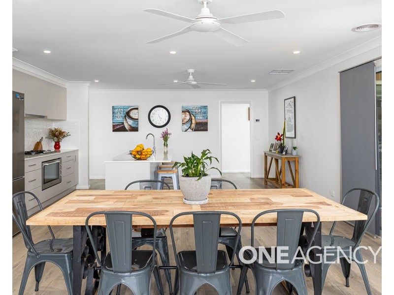9 MAWSON RISE, Lloyd NSW 2650