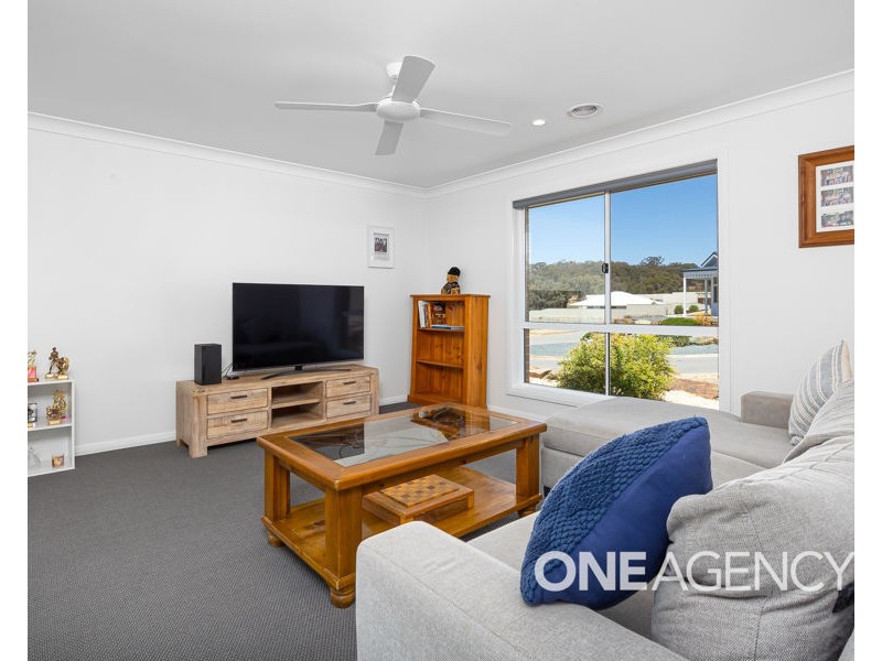 9 MAWSON RISE, Lloyd NSW 2650